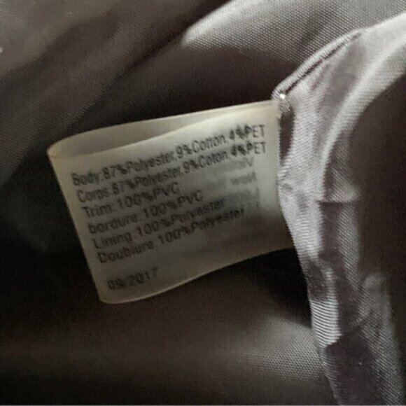 NWOT Victoria's Secret Limited Edition Glitter Tote Bag - Picture 12 of 13